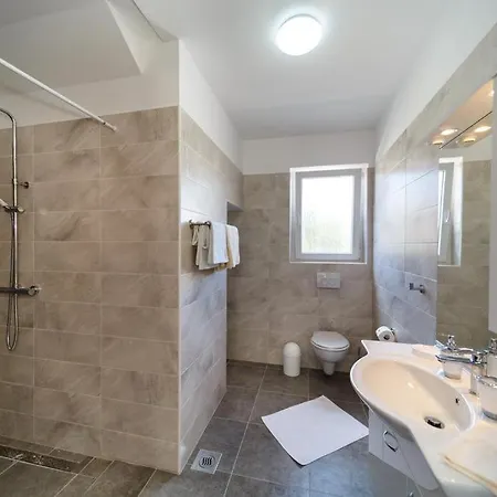 Apartmán Leondori *