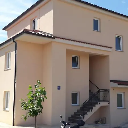 Apartmán Leondori *