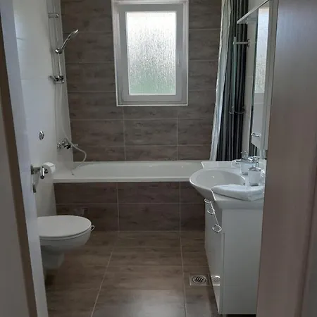 Leondori Apartmán