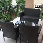 דירה Leondori