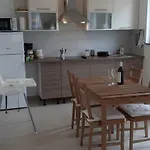 Leondori קרק