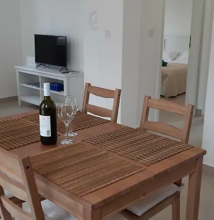 Leondori Apartment *